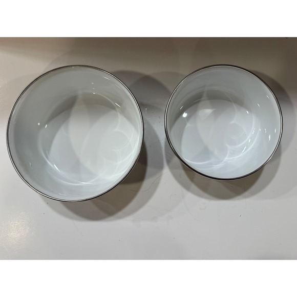 Enamel Bowls Set Blue stacking Iris Floral Design Kitchenware one lid B2.50 - Picture 2 of 9